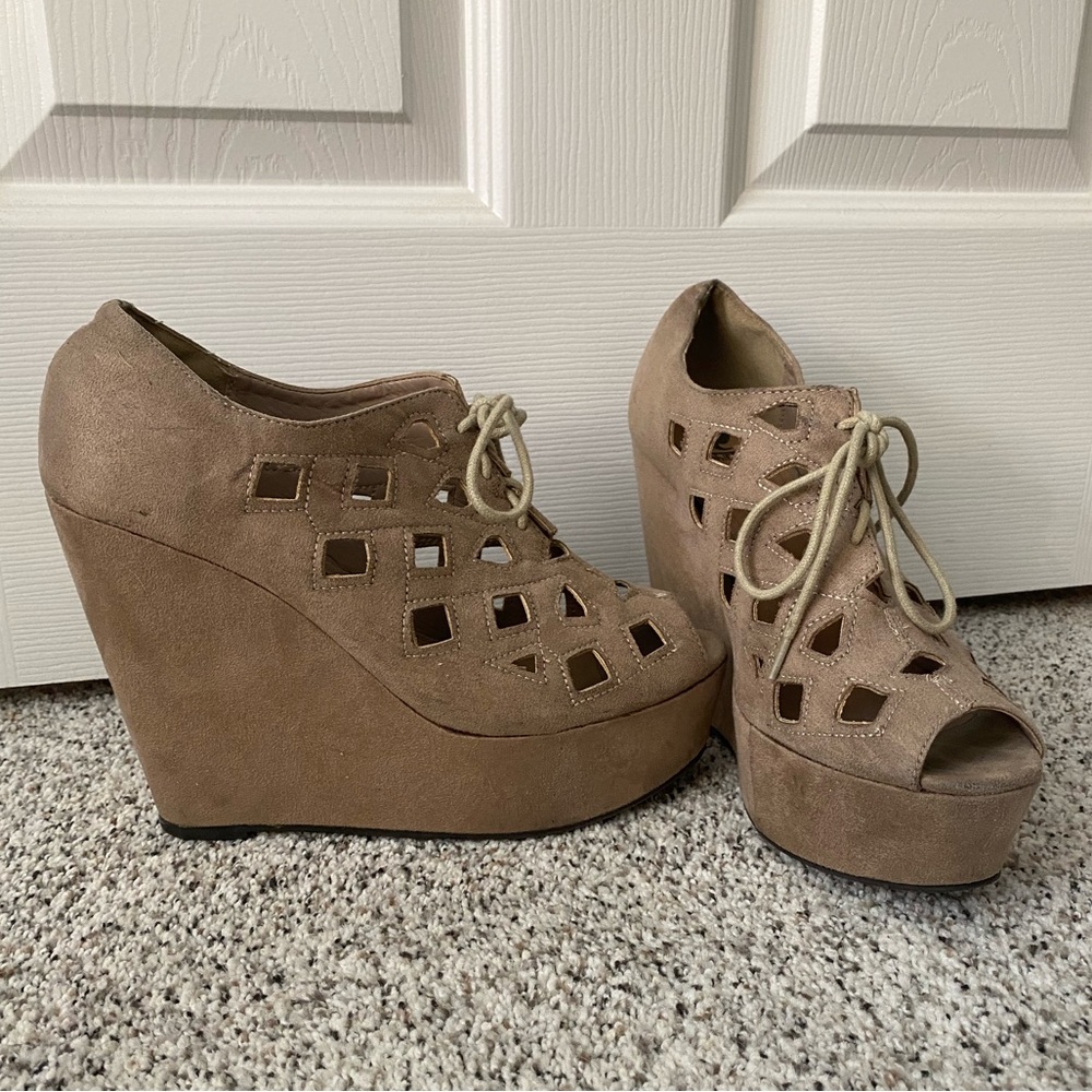 Nude wedge heels